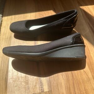 Anne Klein sport (8) black sport wedge heels